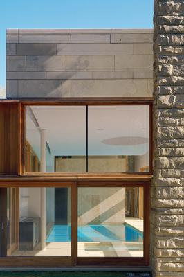 ArtCollectorsResidence Row8B
