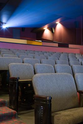 BloorHotDocksCinema Row4B