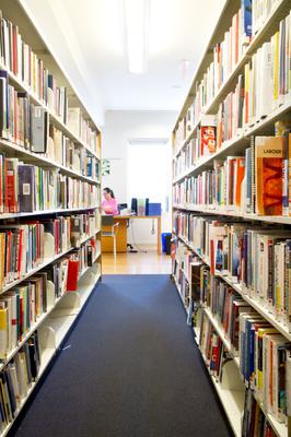 PapeDanforthLibrary Row4B