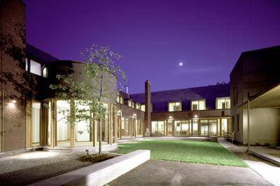 RobertsonHouseCrisisCentre Row8