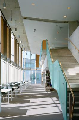 SchulichSchoolOfBusiness Row7A