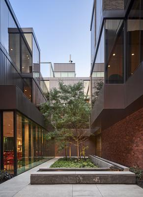 caseyhouse courtyard